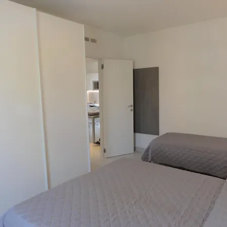 Apartman Very Comfortable Seafront *